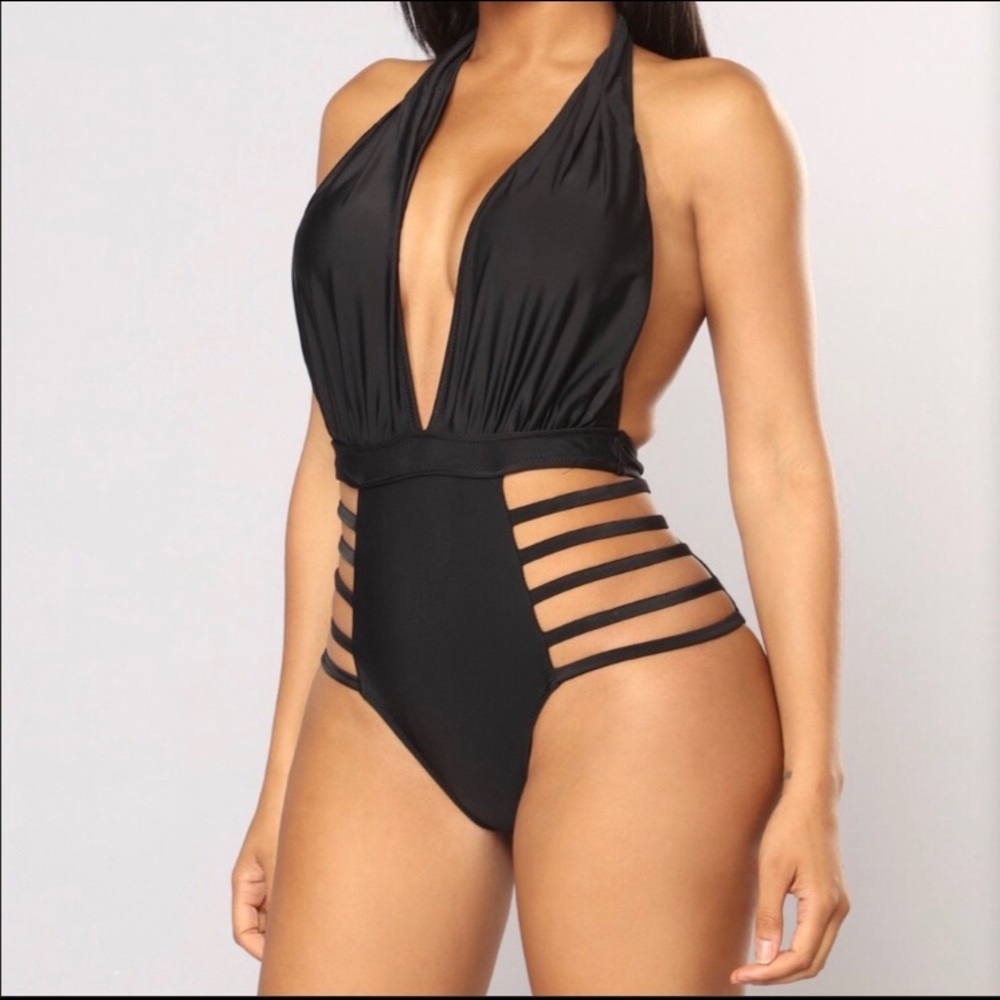 🔥 FASHION NOVA SWIM 🔥